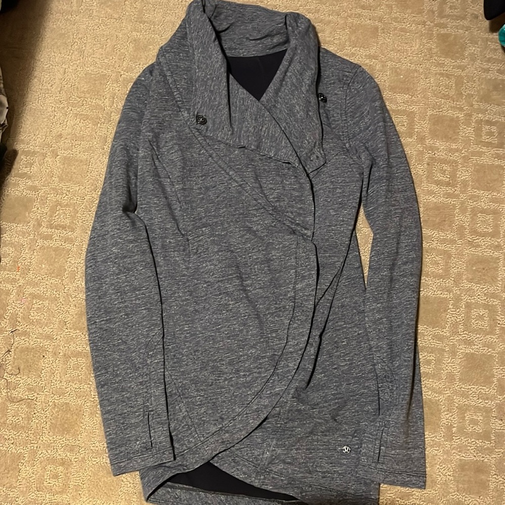 lululemon thats a wrap jacket size 4